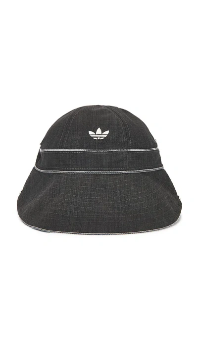 Adidas Originals Bucket Hat In Gray