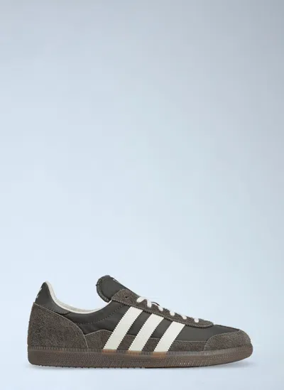 Adidas Originals Wensley Spzl Sneakers In Brown