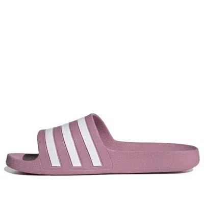 Adidas Originals (wmns) Adidas Adilette Aqua Slide 'cherry Metallic White'