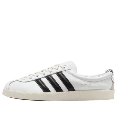 Adidas Originals (wmns) Adidas Blanc 'white Black' In Multi