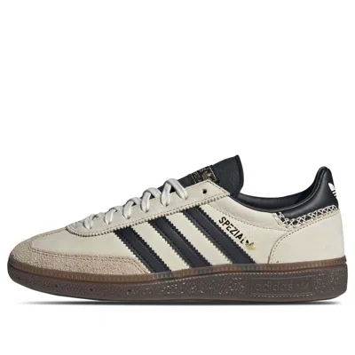 Adidas Originals (wmns) Adidas Handball Spezial 'wonder White Black' In Multi