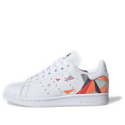 Adidas Originals (wmns) Adidas Stan Smith 'geometric Print' In White