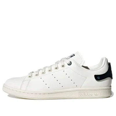 Adidas Originals (wmns) Adidas Stan Smith 'utility Green Heel Tab'