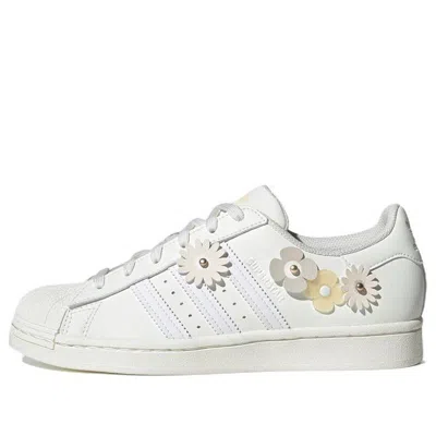 Adidas Originals (wmns) Adidas Superstar 'floral' In White