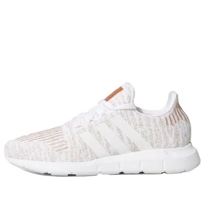 Adidas Originals (wmns) Adidas Swift Run 'white Copper Metallic'