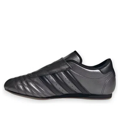 Adidas Originals (wmns) Adidas Taekwondo 'grey Black' In Gray