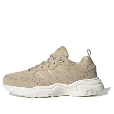 Adidas Originals (wmns) Adidas Tenis Strutter Beige In Neutral