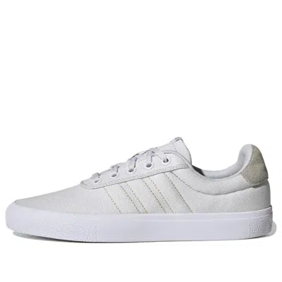 Adidas Originals (wmns) Adidas Vulc Raid3r 'dash Grey' In White