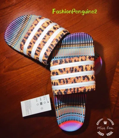 Pre-owned Adidas Originals Women's Adilette Farm Multicolor Slides Cm8223, Us Women's 9