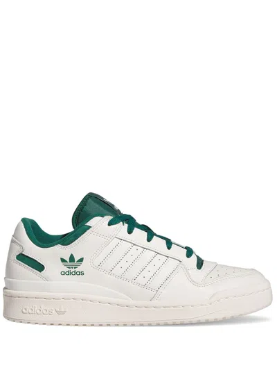 Adidas Originals Forum Low Cl Sneakers In Bianco