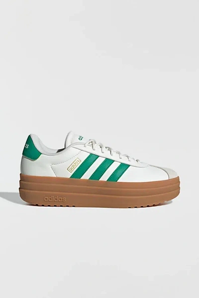 ADIDAS ORIGINALS WOMEN'S VL COURT BOLD SNEAKER IN CORE WHITE/COURT GREEN/GOLD METALLIC, WOMEN'S AT URBAN OUTFITTERS