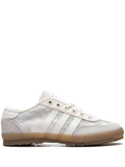 Adidas Originals X Naked Tischtennis Sneakers In White