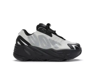 Pre-owned Adidas Originals Yeezy Boost 700 Mnvn (infants) Sneakers In Bone