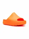 Adidas Originals Yeezy "enflame Orange" Slides In 橘色
