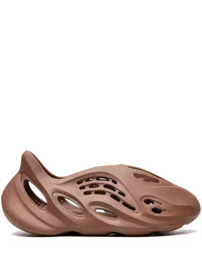 Adidas Originals Yeezy Foam Runner "clay Taupe" Sneakers In Brown