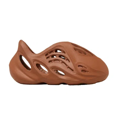 Pre-owned Adidas Originals Yeezy Foam Runner Infants 'clay Red' | Brown | Infant Size 4