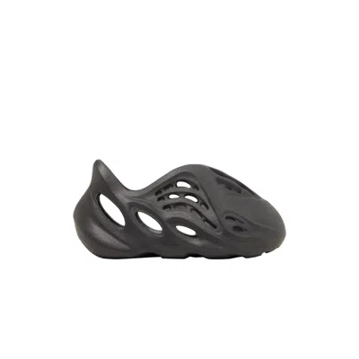 Pre-owned Adidas Originals Yeezy Foam Runner Infants 'onyx' | Grey | Infant Size 8.5 In Gray