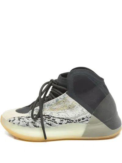Pre-owned Adidas Originals Yeezy Qntm Sneakers