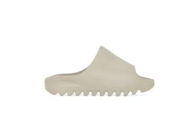 Pre-owned Adidas Originals Yeezy Slide (first Release) (kids) Sneakers In Pure