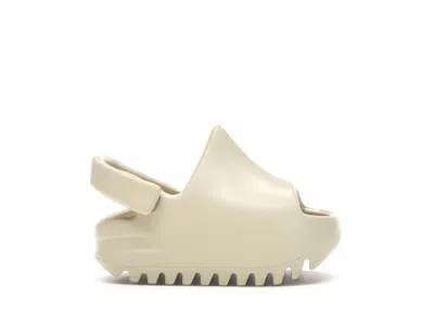 Pre-owned Adidas Originals Yeezy Slide (infants) Sneakers In Bone