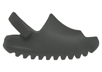 Pre-owned Adidas Originals Yeezy Slide (infants) Sneakers In Dark Onyx