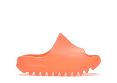 Pre-owned Adidas Originals Yeezy Slide (kids) Sneakers In Enflame Orange