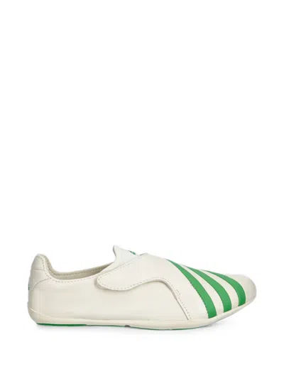 Adidas Originals Yoga Vario Flat Earther Sneakers In Neutral