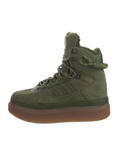 Pre-owned Adidas X Ivy Park Suede Hiking Boots In Green