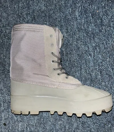 Pre-owned Adidas X Kanye West Yeezy 950 Moonrock Shoes In Stone