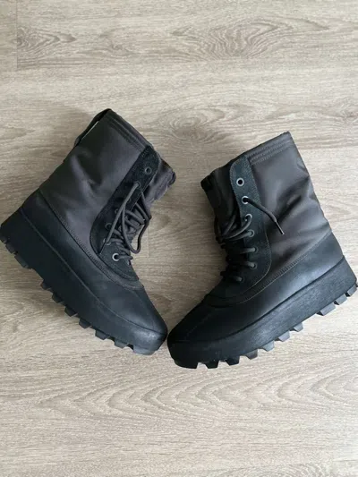 Pre-owned Adidas X Kanye West Yeezy 950 Pirate Black 2023 Shoes