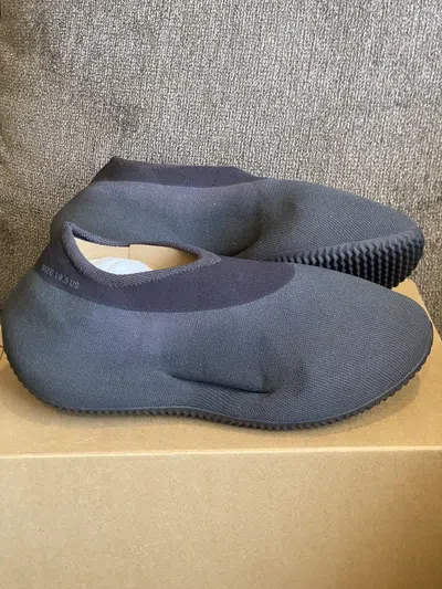 Pre-owned Adidas X Kanye West Yzy Knit Rnr Shoes In Black