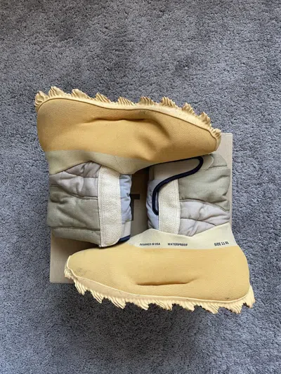 Pre-owned Adidas X Yeezy Season Yeezy Adidas 2021 Knit Rnr Boot Size 11 In Yellow