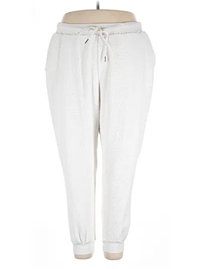 Pre-owned Adore Me Casual Pants In Ivory