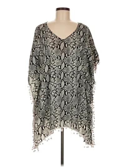 Pre-owned Adreamly Poncho In Gray