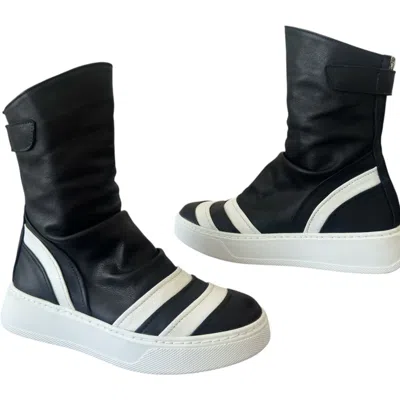 Adrenaline Fashion Women's Black / White Black And White Leather Snickers Boots – Handmade Designer High-top Sneakers B