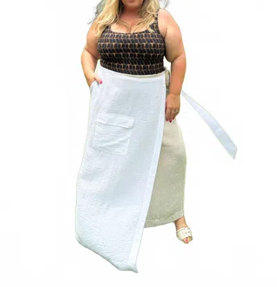 Adriana Contreras Linen Maxi Skirt - Plus In Crude And White In Multi
