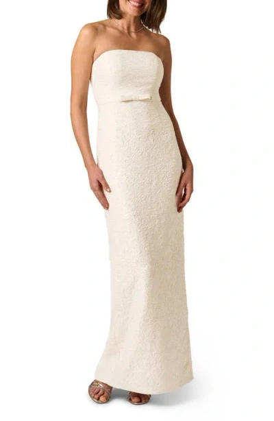 Adrianna Papell Glitter Jacquard Strapless Gown In White