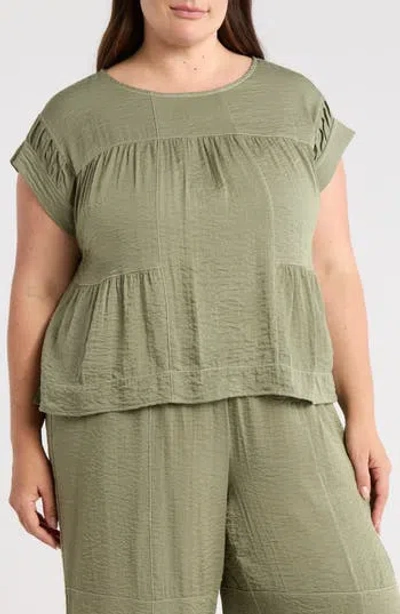 Adrianna Papell Topstitched Crinkled Cap Sleeve Top In Green