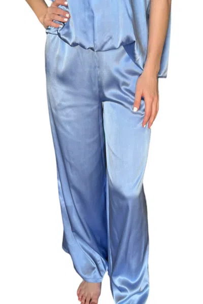 Adrienne Cora Pants In Chambray In Blue