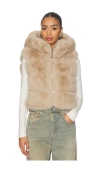Adrienne Landau Landau Vest In Neutral