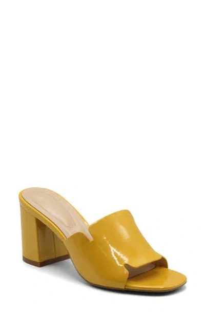 Adrienne Vittadini Abstract Block Heel Sandal In Sun Patent