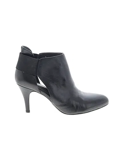 Pre-owned Adrienne Vittadini Ankle Boots In Black