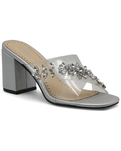 Adrienne Vittadini Avenue Sandal In Silver