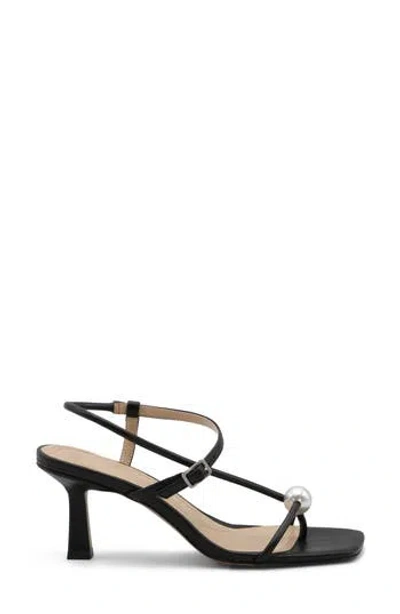 Adrienne Vittadini Begley Sandal In Black