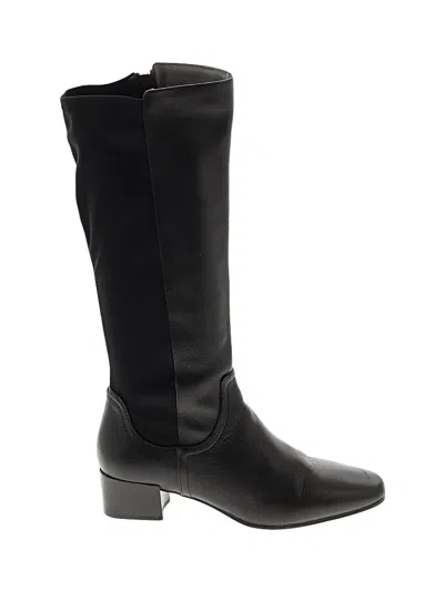 Pre-owned Adrienne Vittadini Boots In Black