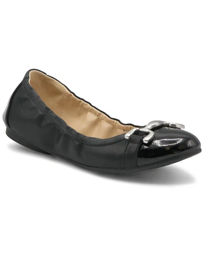 Adrienne Vittadini Cadeeno Flat In Black