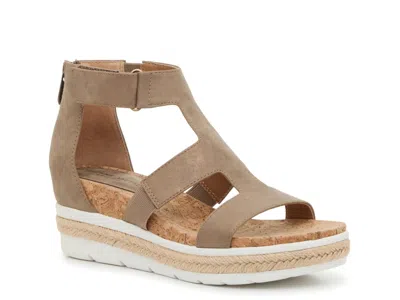 Adrienne Vittadini Carlos Wedge Sandal In Brown