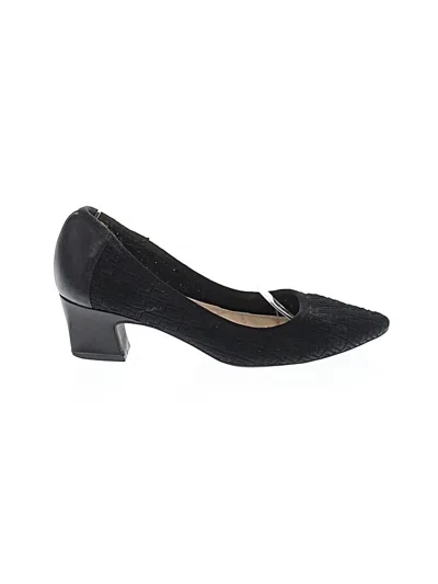 Pre-owned Adrienne Vittadini Heels In Black