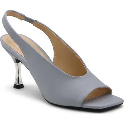 Adrienne Vittadini Janice Peep Toe Slingback Pump In Blue Sm