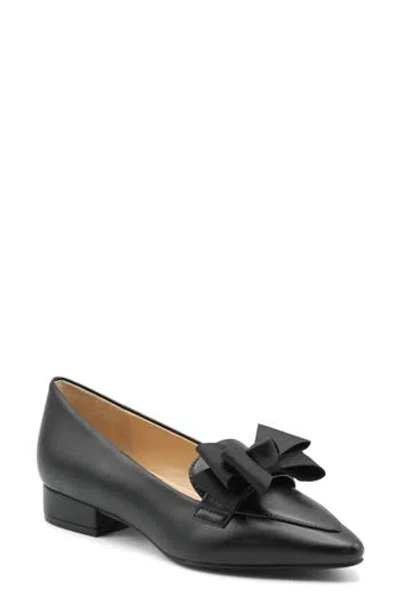 Adrienne Vittadini Pasteur Bow Pump In Black